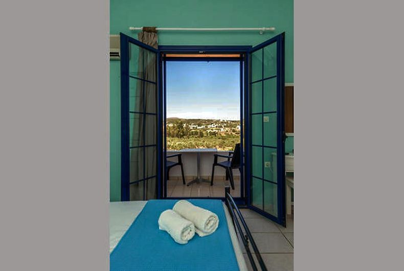 contaratos hotel