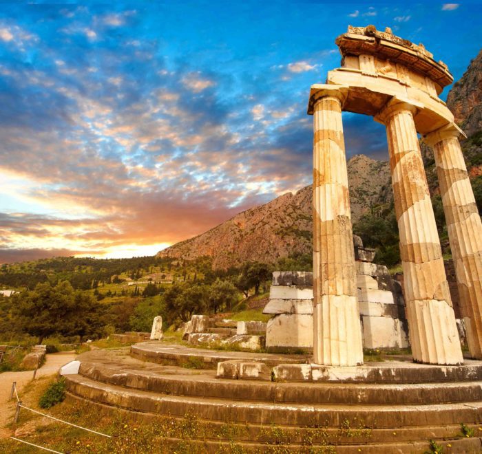 Διήμερη εκδρομή Δελφοί Τριζόνια