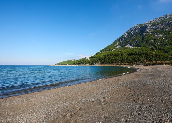 Μονοήμερη εκδρομή Παραλία Πήλι