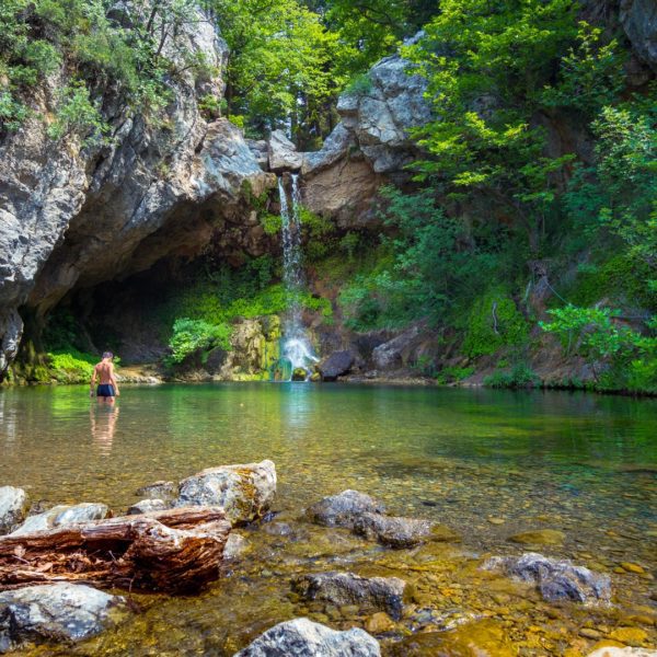 Μονοήμερη εκδρομής Χαλκίδα Καταρράκτες Δρυμώνα