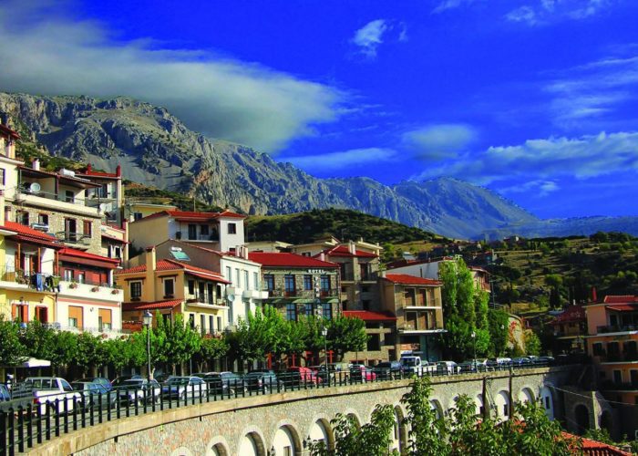 Μονοήμερη Εκδρομή Αράχωβα Όσιο Λουκά
