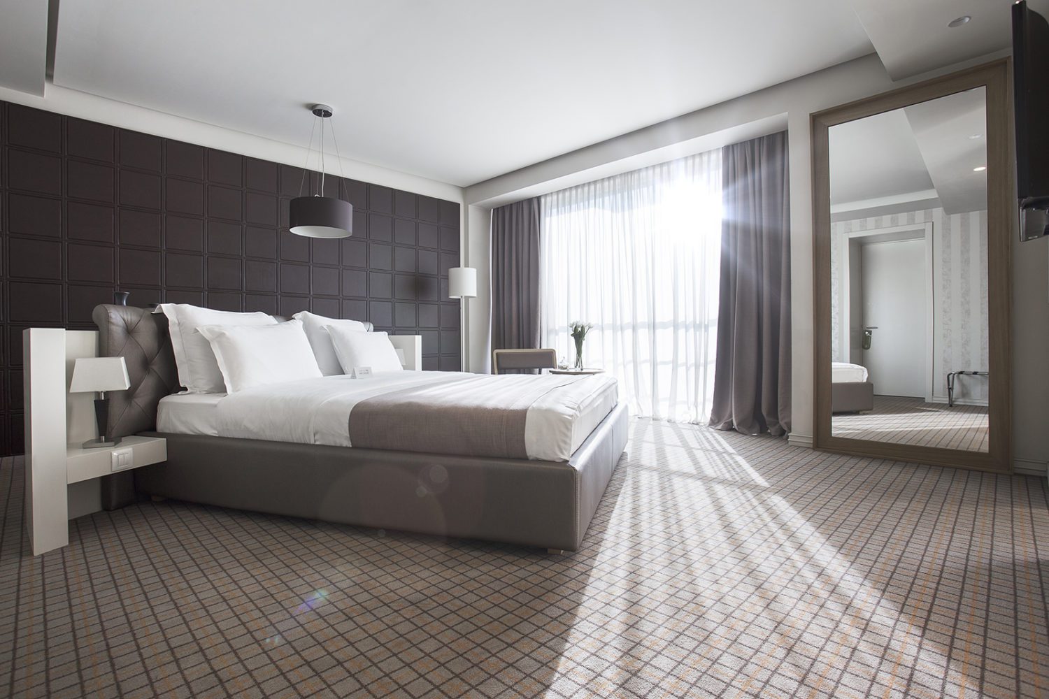 Jump in hotel