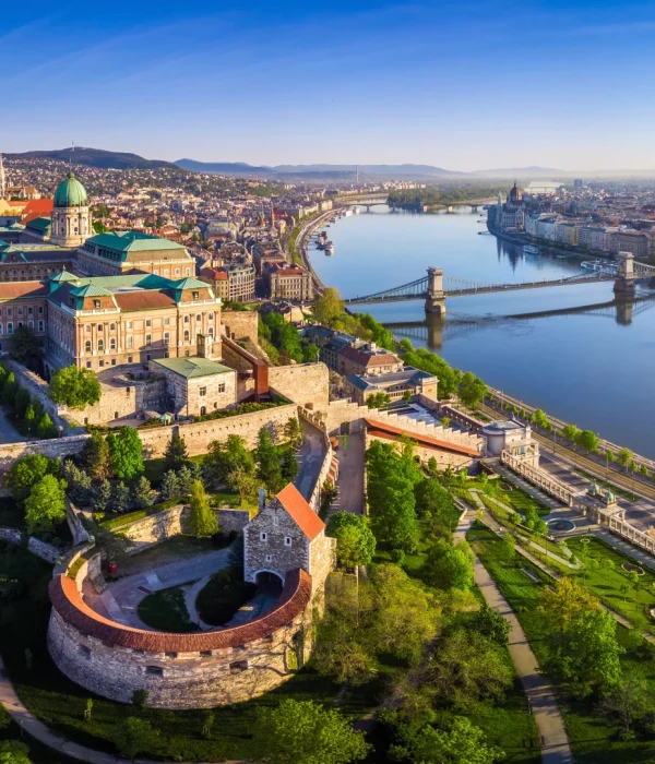 Tour del lunedì pulito a Praga Vienna Budapest