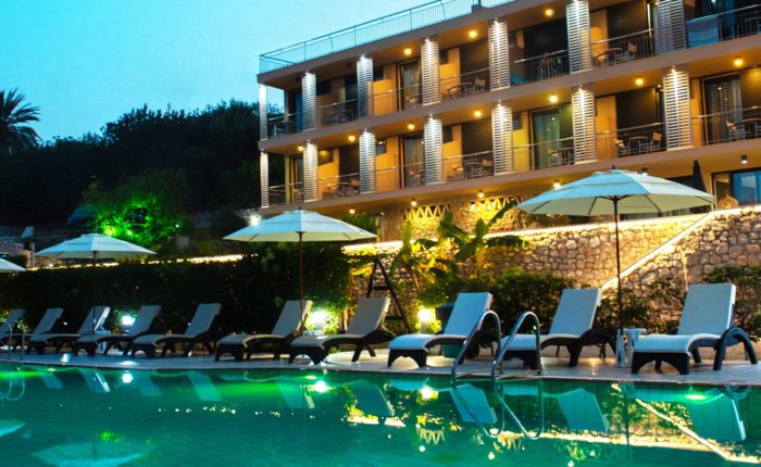 Двухлетняя экскурсия в Poros Spetses nafplio
